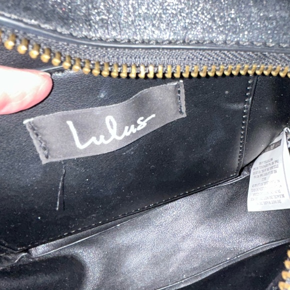 Lulu's Black and Gold Crossbody Bag with Chain Detail - Picture 7 of 8